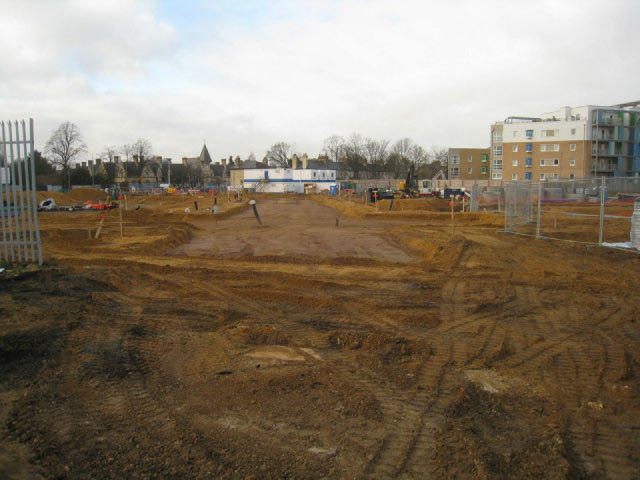 Building site - Cambridge - geograph.org.uk - 2438424